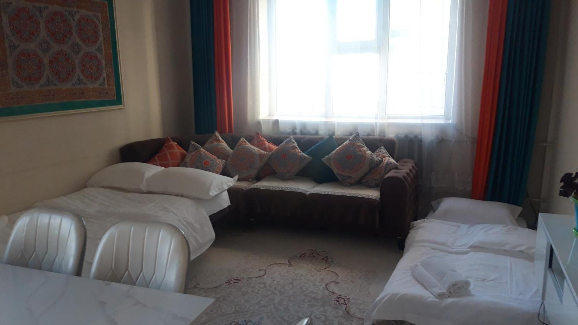 3 Rooms Apartment In The Centre Of Ulgii City المظهر الخارجي الصورة
